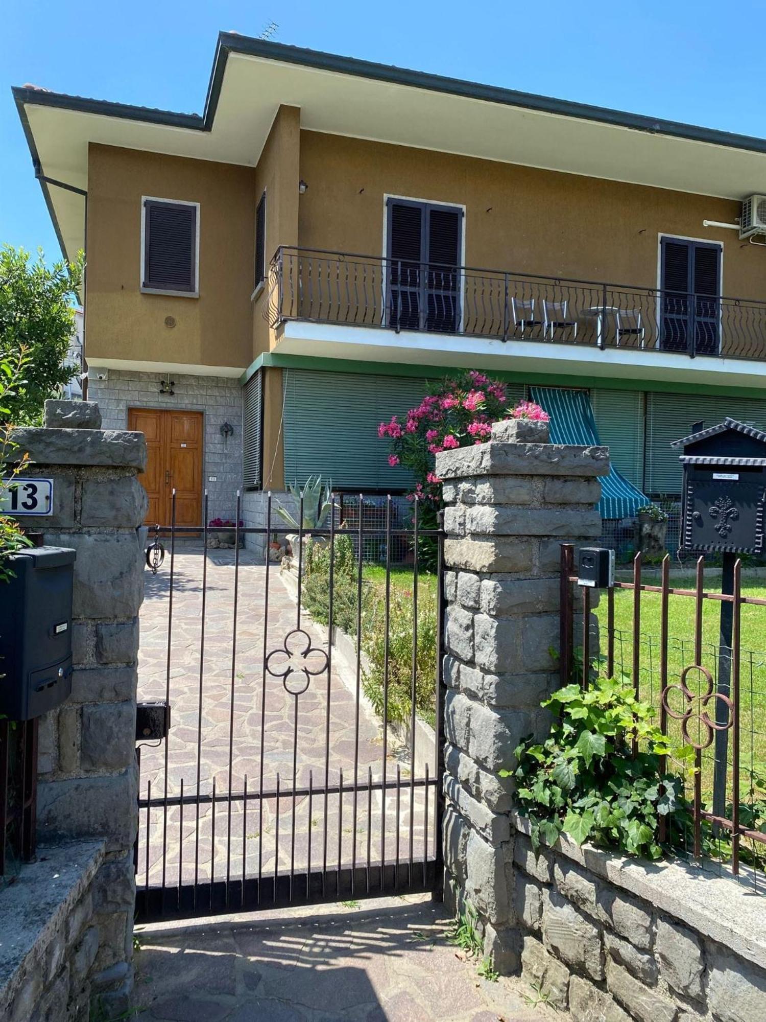 Casa Vacanze Mari, Paratico Exterior foto